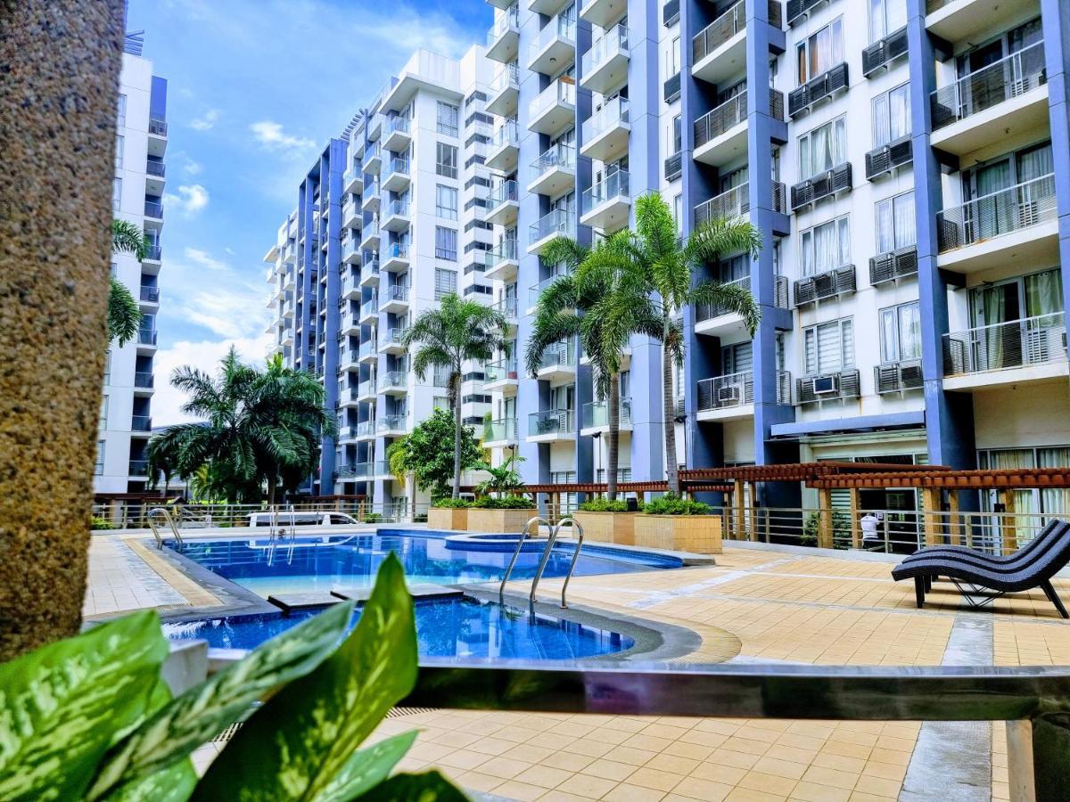 One Palm Tree Villas Condo Across Naia Terminal 3 Manila Exterior foto