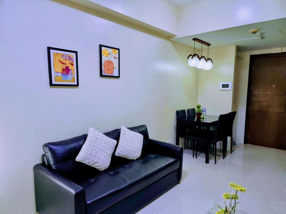 One Palm Tree Villas Condo Across Naia Terminal 3 Manila Exterior foto