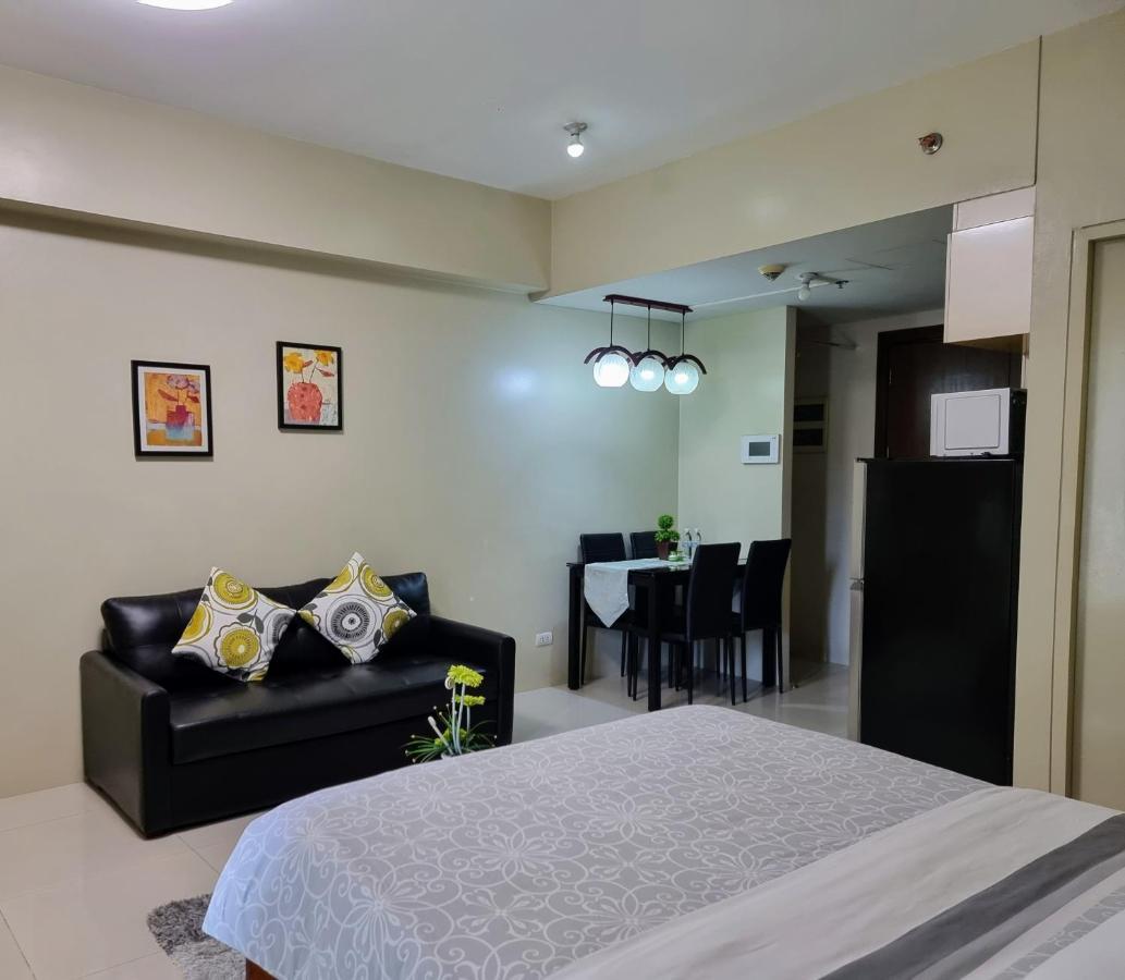 One Palm Tree Villas Condo Across Naia Terminal 3 Manila Exterior foto