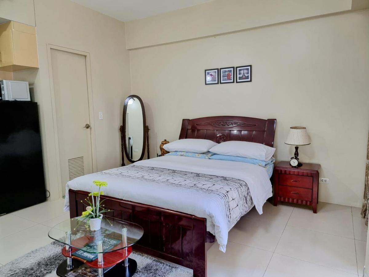 One Palm Tree Villas Condo Across Naia Terminal 3 Manila Exterior foto